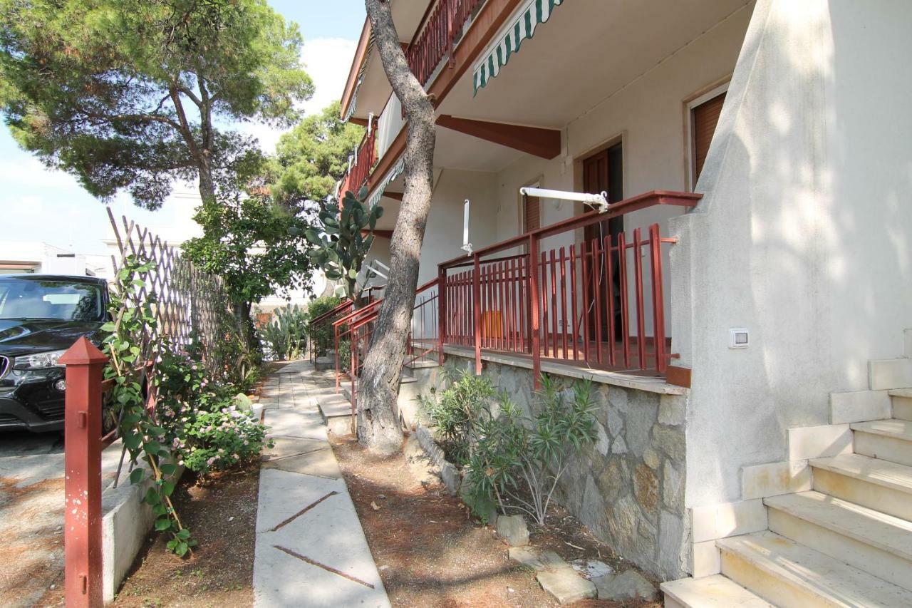 Sea Cottage In Pinewood Marina di Ginosa Екстериор снимка